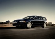 Volvo V70 R